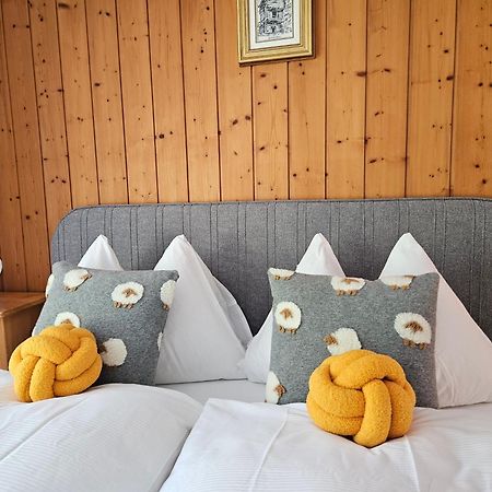 Apartment Klein Matterhorn - Haus Miranda Täsch Kültér fotó