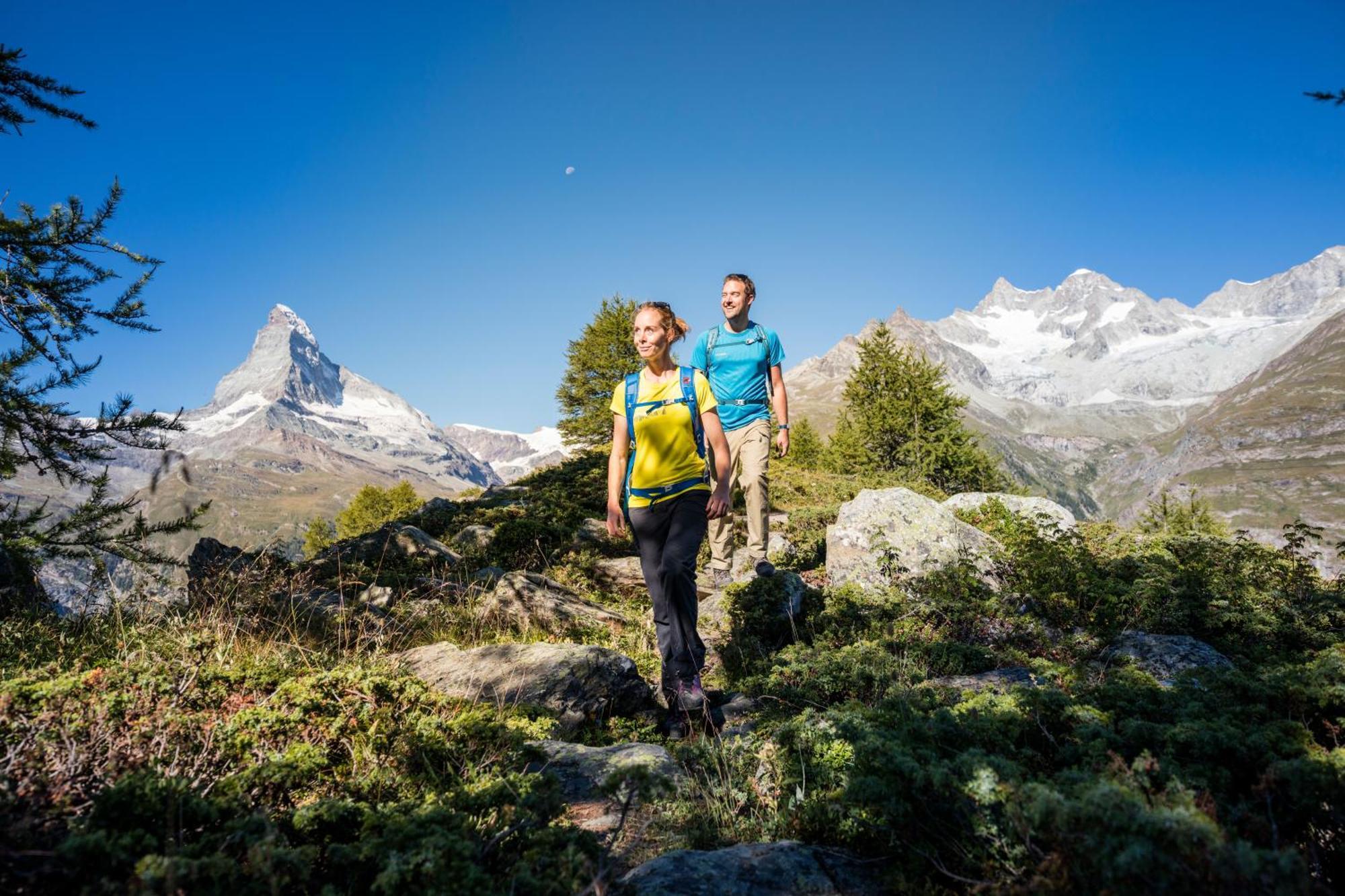 Apartment Klein Matterhorn - Haus Miranda Täsch Kültér fotó